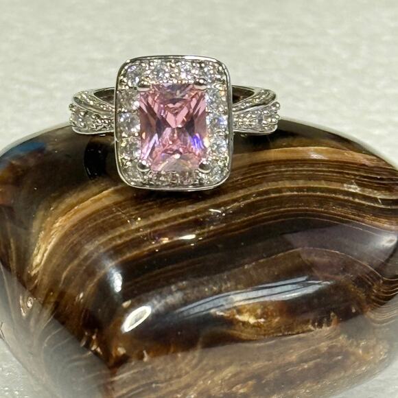 Stunning‎ New Sterling Silver 925 CZ & Pink Crystal Ring - Size 6 $275 - Picture 4 of 7